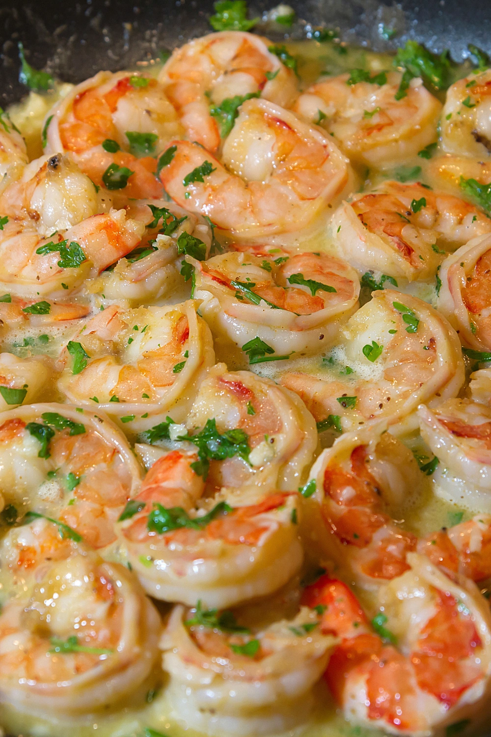 15 Refreshing Summer Dinner Recipes 10 9. Lemon Garlic Butter Shrimp Pasta