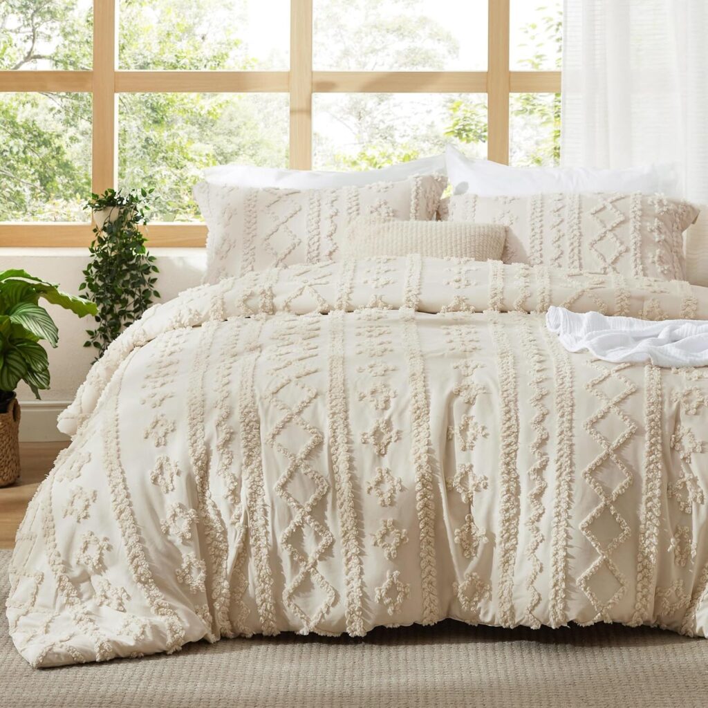 Bedsure Queen Tufted Embroidery Comforter Set – Boho Style & Noise Free Comfort for Christmas