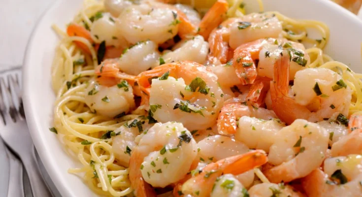 Lemon Garlic Butter Shrimp Pasta
