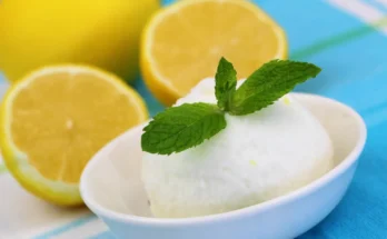 Lemon Sorbet with Fresh Mint