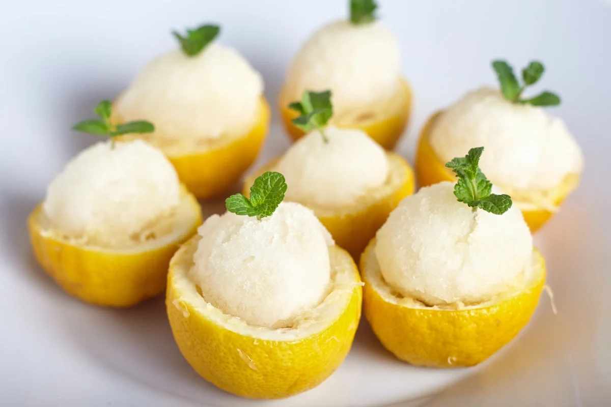 Lemon Sorbet with Fresh Mint (2)