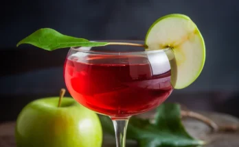 Poison Apple Martini (2)